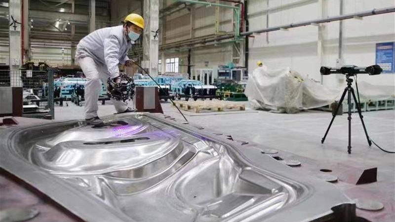 塑胶模具与压铸模具：价格背后的差异解析