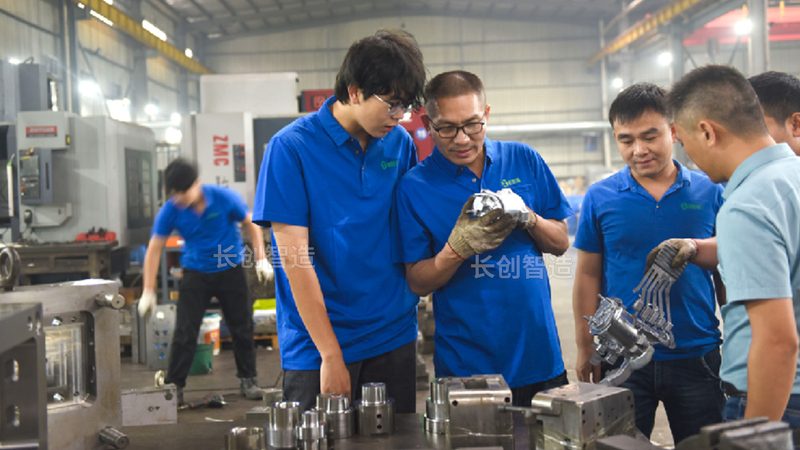 橡胶模具尺寸规格参数表：关键参数解析与应用