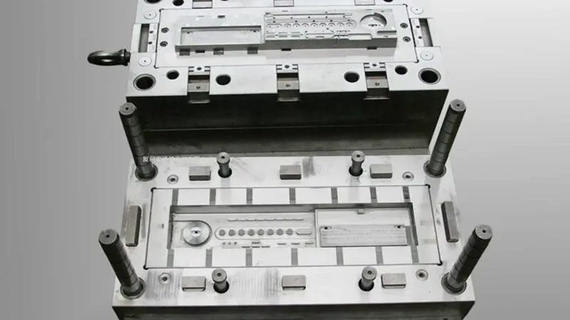 精密电子接插件冲压模具：品质与技术的双重考量