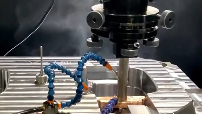 注塑模具选材：揭秘性价比高的钢材选择之道