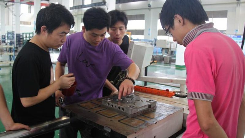上海模具钢批发供应商：品质与技术的双重保障**